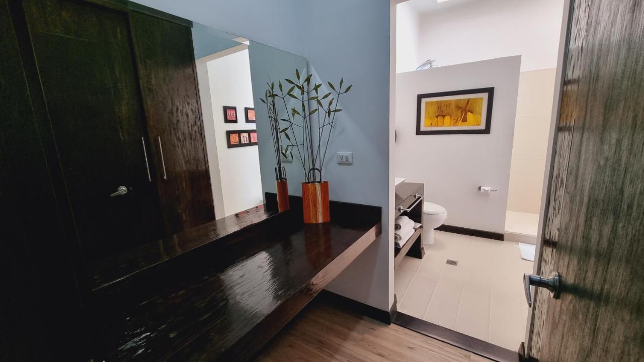 Habitat Suites Hotel Pereira Esterno foto